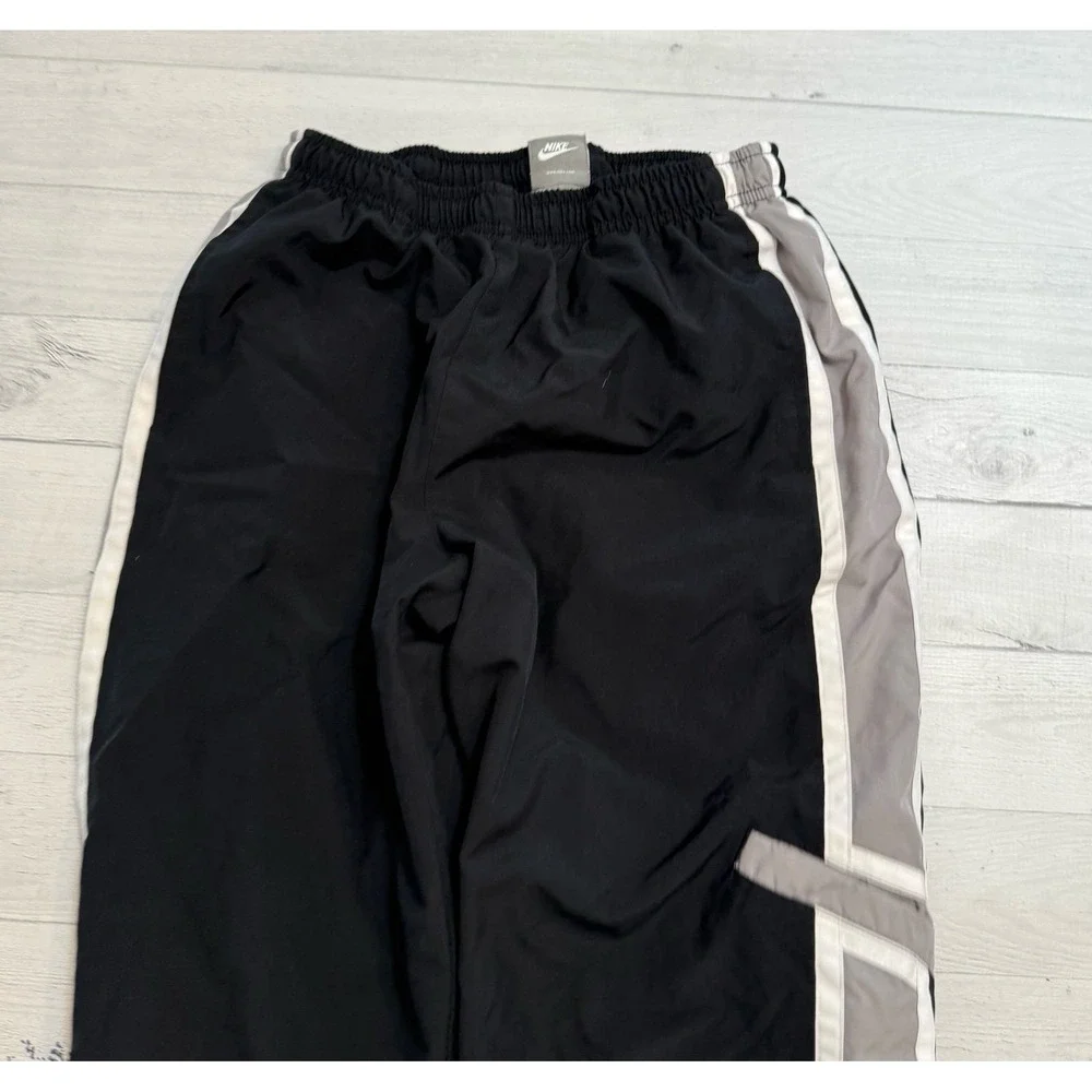 Nike vintage black